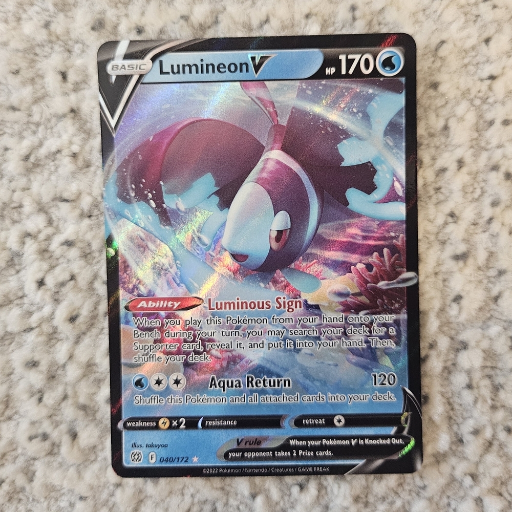POKEMON TCG Card Lumineon V Brilliant Stars Ultra Rare 156/172